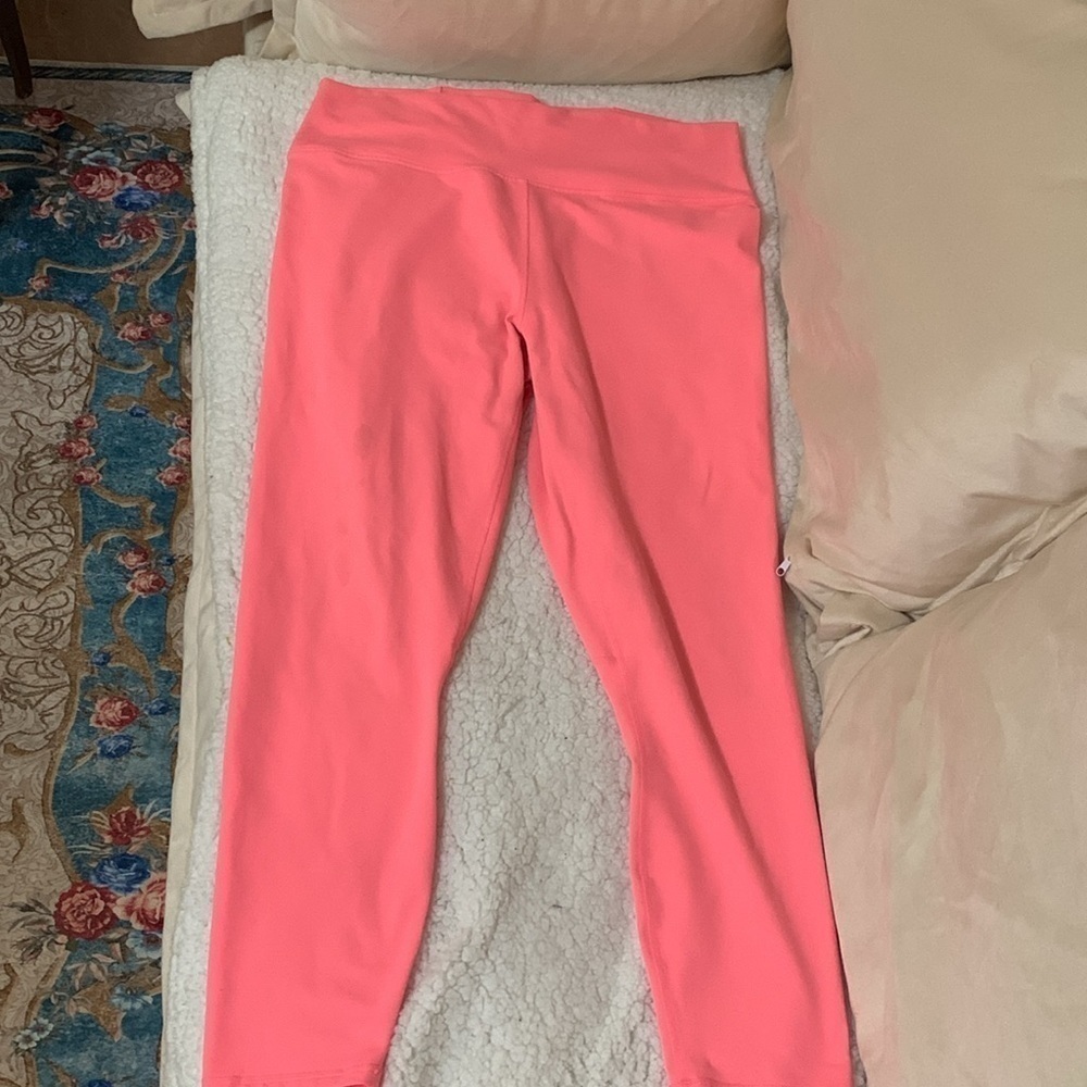 Barbie pink Fabletics power hold - Picture 2 of 6